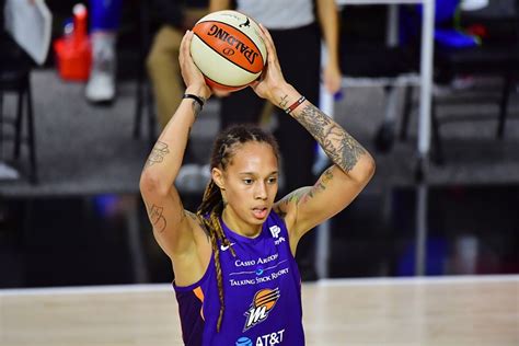 Brittney Griner, Mercury teammates confronted at airport by ‘provocateur,’ WNBA says